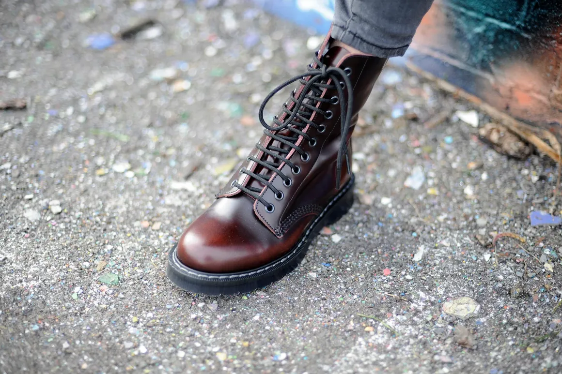 Online 11 Eye Derby Boot Women Derby Boots|Logger Boots